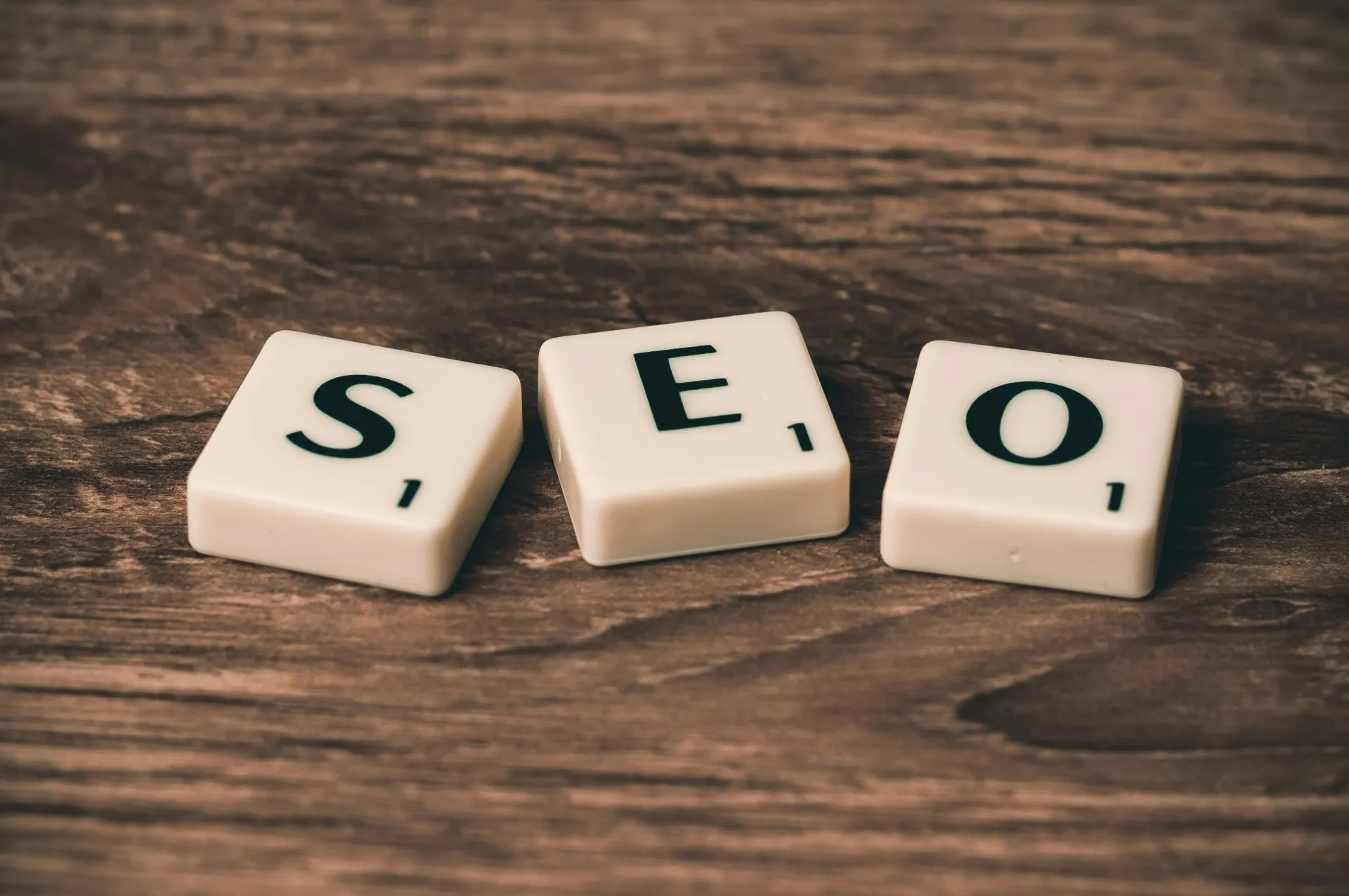 SEO ar blocs gem wedi'w ysgrifennu.